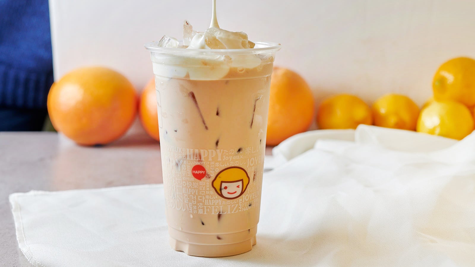A8. Milk Tea Salted Cheese | Happy Lemon